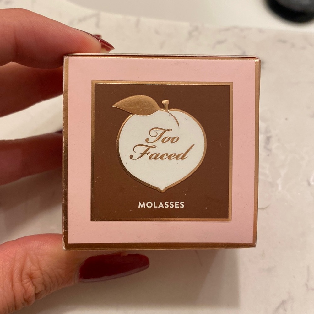 Too Faced- brand new